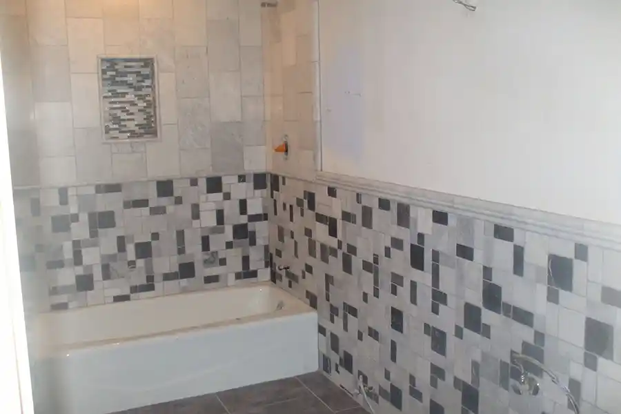 Tile installer serving San Fernando, CA
